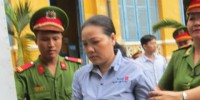 Án chung thân cho cô gái đồng tính đoạt mạng bạn tình trong cơn ghen tàn khốc