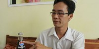 Khách hàng rao bán chai nước giải khát được cho là Pepsi làm từ thiện