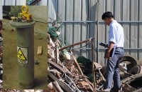 Cuống cuồng ra vựa ve chai tìm cục phóng xạ!