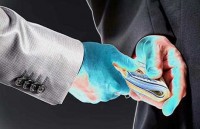 66% doanh nghiệp nói có ‘lót tay’