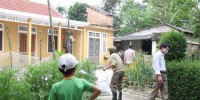 Rùng rợn: Nghịch tử nổi điên, giết cha phân xác quẳng vào chuồng lợn
