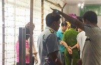 ‘Hoa nơi chiến trường’ sửa thô bạo ảnh lịch sử