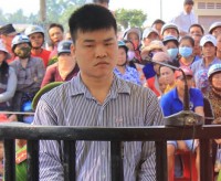 Nhận án tử, sát thủ 20 tuổi vẫn mỉm cười