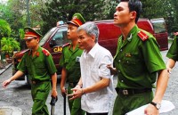 Bỏ án tử hình là tiếp tay cho tham nhũng!