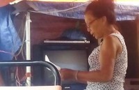 Giấy chứng bệnh mua ở... quán nước