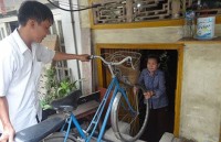 Nghe dân ‘kể tội’ nâng đường