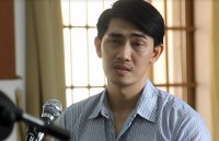 ‘Cướp nhẫn kim cương’ thành cướp điện thoại ‘cùi bắp’