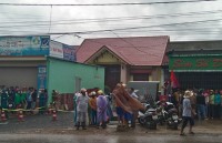 Bắt kẻ xông vào biệt thự giết hai người