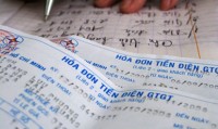 EVN phải loại chi phí xây biệt thự, sân tennis khỏi giá điện