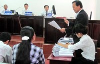 Làm sao để luật sư hết bị làm khó?