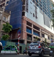 Cao ốc gần quảng trường Ba Đình được cấp phép ra sao?