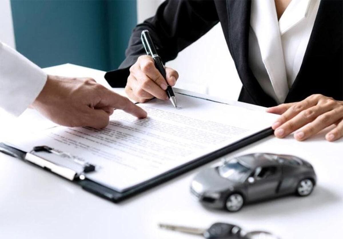Mua bán ô tô, xe máy tiền tỷ: Có cần giấy xác nhận độc thân ?