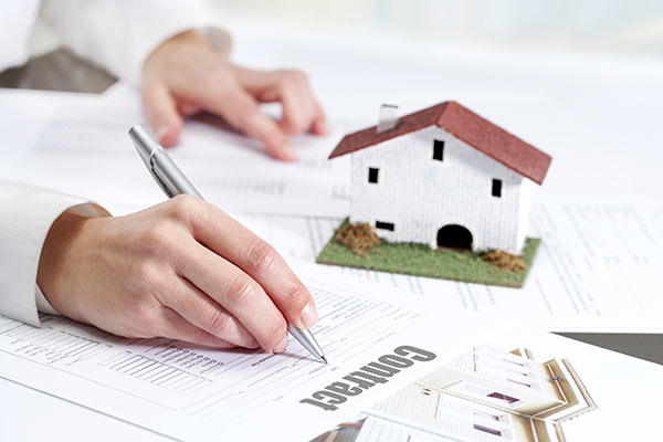 Từ 1/7, hợp đồng mua bán nhà đất không công chứng vẫn có hiệu lực ?