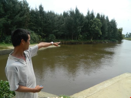 Băng cướp dã man vùi xác 5 mẹ con dọc bờ biển