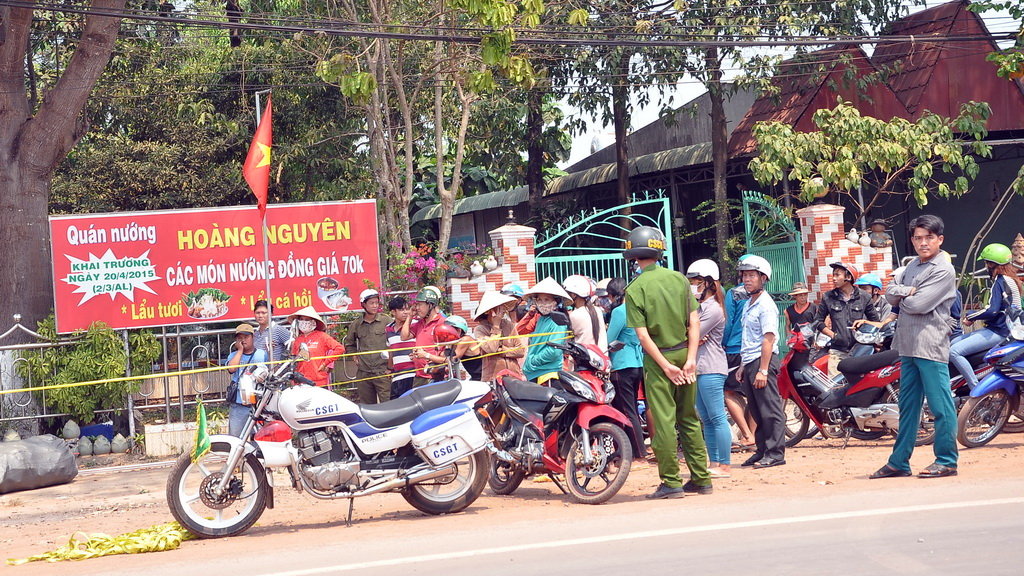 Vợ chết, chồng bị thương nặng cùng 6 thư tuyệt mệnh