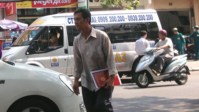 Phạt nhiều xe vi phạm sau tin nhắn của Bí thư Đinh La Thăng