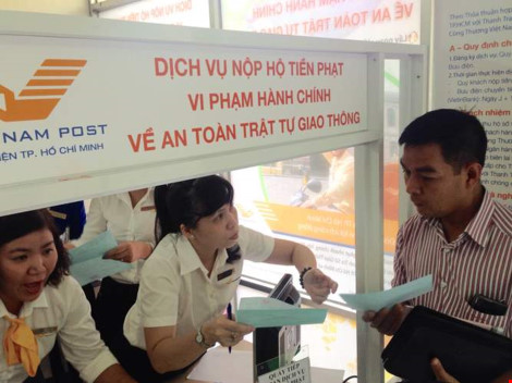 Nộp phạt vi phạm giao thông qua bưu điện: 15 phút là xong