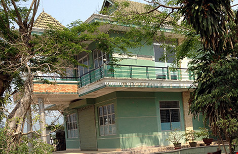 Bị hoãn giao nhà trúng đấu giá phút 89
