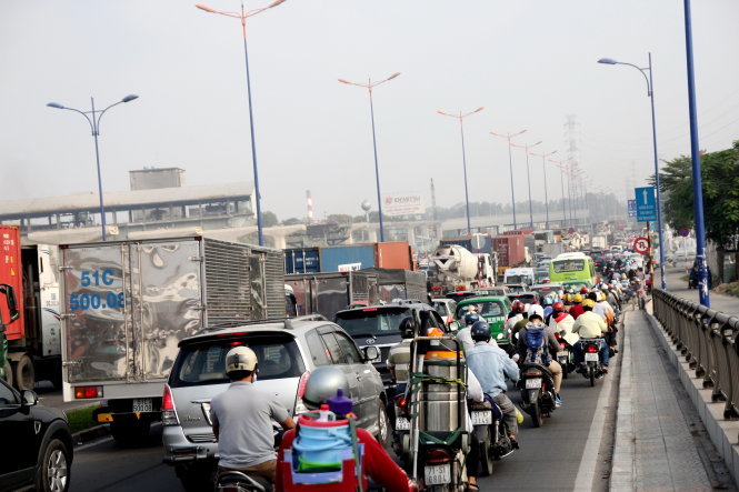 Không nên mở thêm đường vì dân sẽ sắm xe nhiều hơn