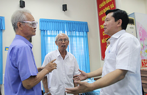 Bí thư Đinh La Thăng: Cán bộ, công chức không thể xin lỗi mãi được