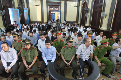 Vụ đại án 9.000 tỉ :Giám đốc “bù nhìn” rút tiền tỷ vì... lòng trung thành