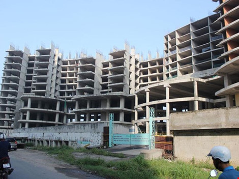 Chủ đầu tư thế chấp dự án: Rủi ro lớn mua nhà “trên giấy“