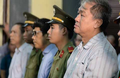 Xử đại án 9.000 tỉ đồng: Giám đốc Tân Hiệp Phát bị ‘vặn’ tại tòa